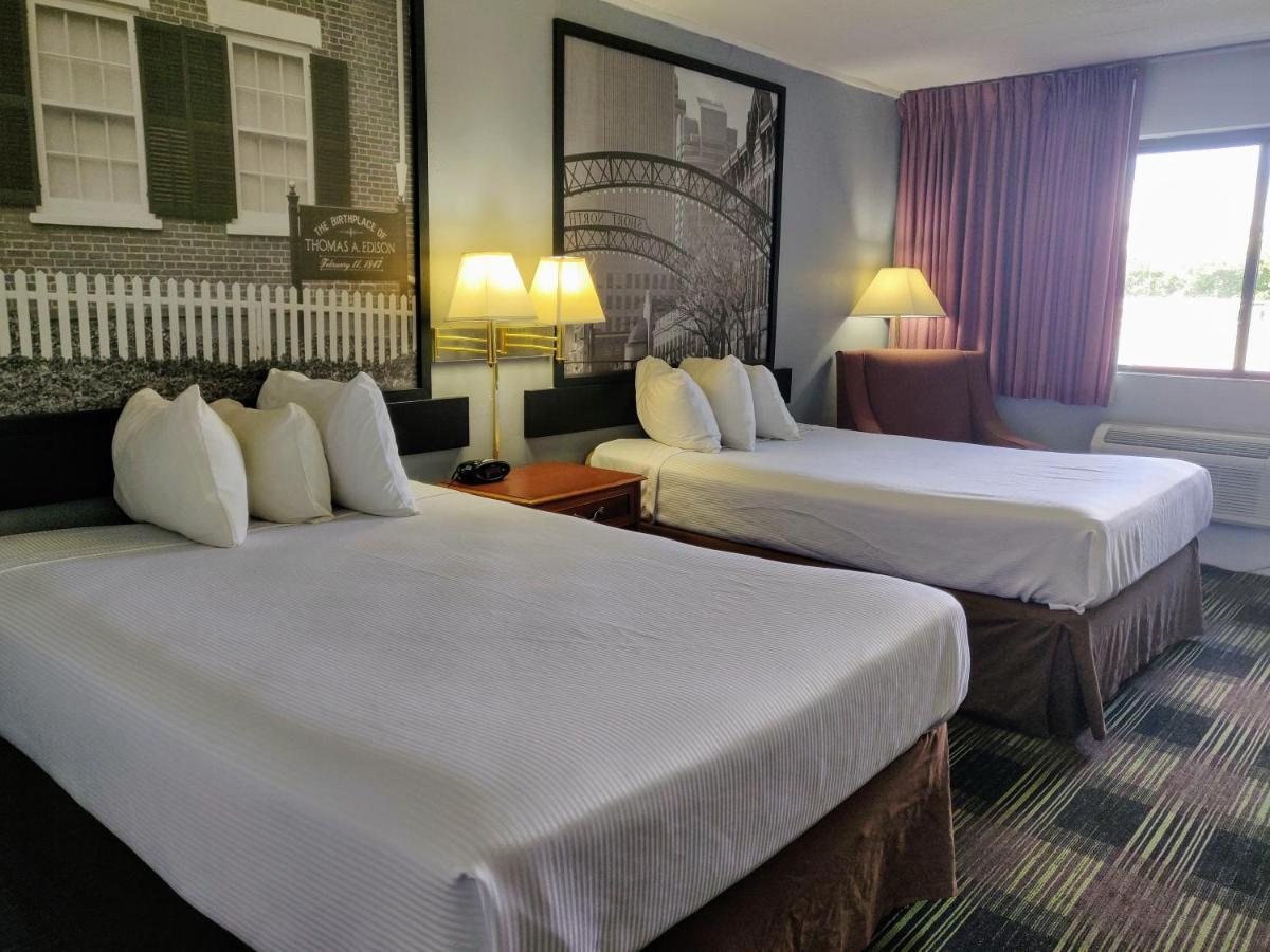 Sprucewood Inn 일리리아 외부 사진