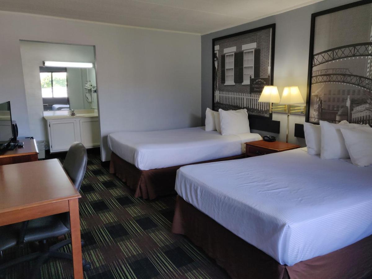 Sprucewood Inn 일리리아 외부 사진